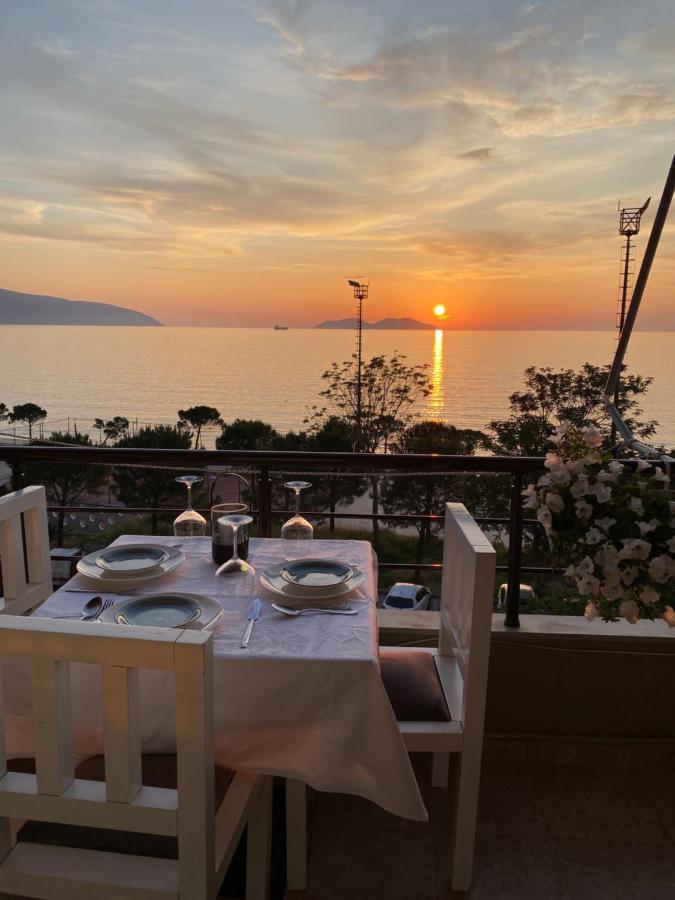 Soleil - Sea View With Balcony Apartament *