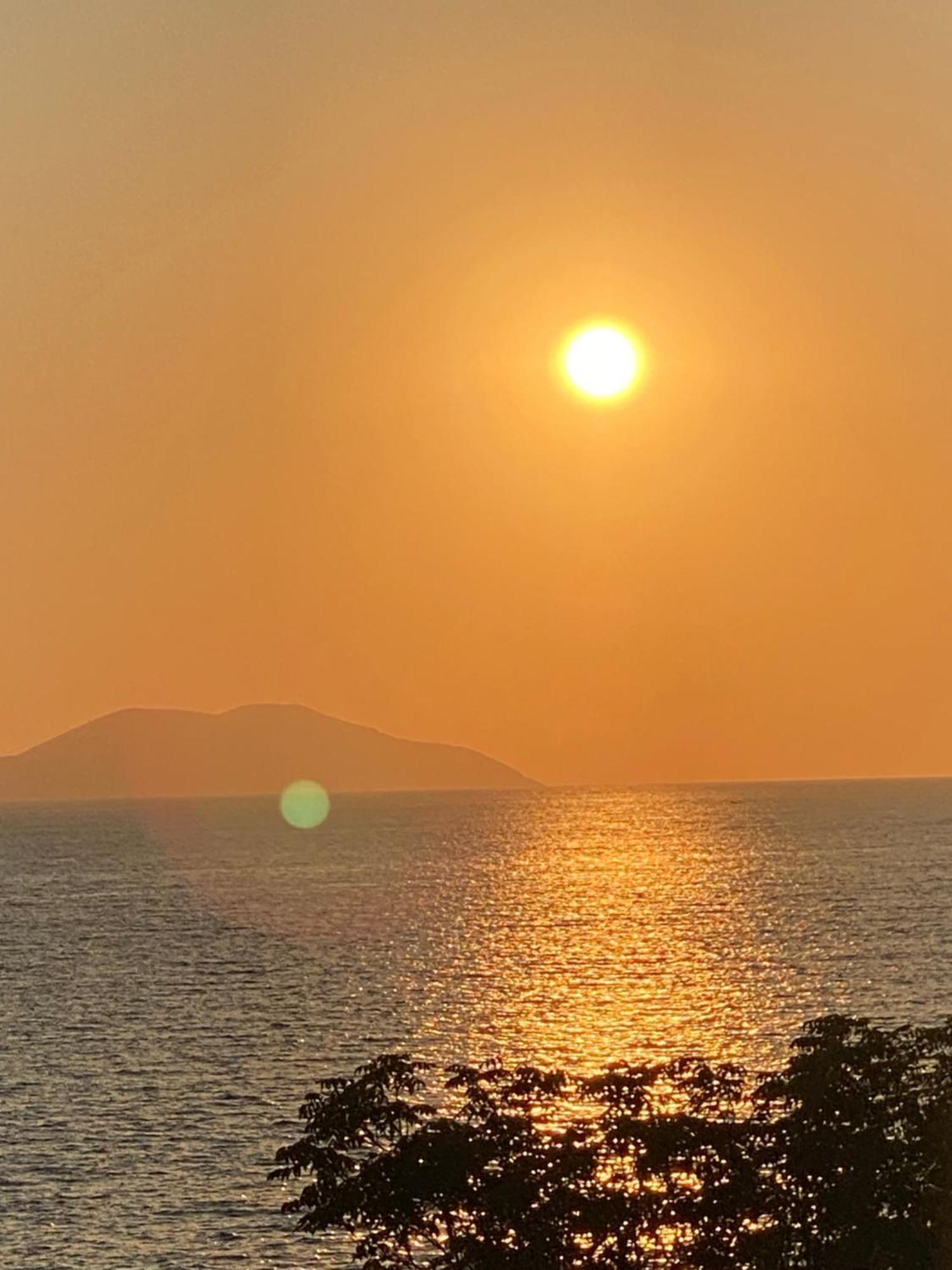 Soleil - Sea View With Balcony